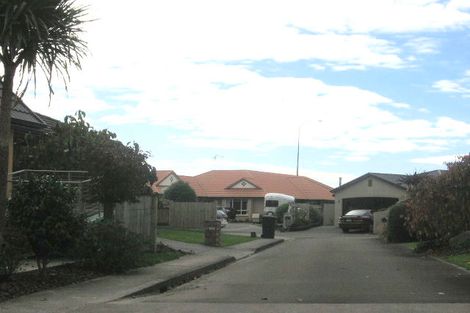 Photo of property in 21 Rothesay Place, Highbury, Palmerston North, 4412