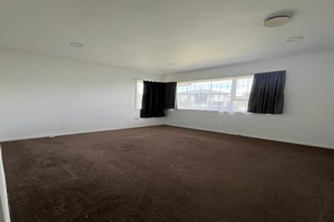 Photo of property in 3/45 Kenderdine Road, Papatoetoe, Auckland, 2025