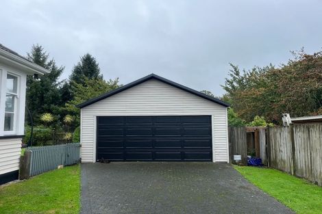 Photo of property in 122 Koutu Road, Kawaha Point, Rotorua, 3010