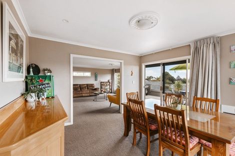 Photo of property in 23 Links View Drive, Omokoroa, 3114