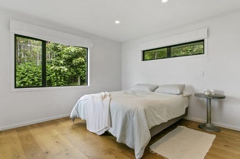 Photo of property in 21 Waiparemo Crescent, Pukawa Bay, Turangi, 3381