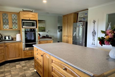 Photo of property in 220 Woodside Road, Woodside, Greytown, 5794