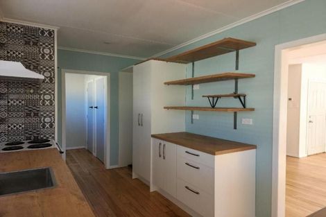 Photo of property in 28 Old South Road, Okato, 4335