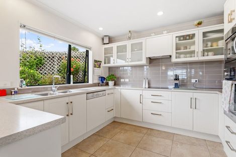 Photo of property in 3 Roseville Road, Gulf Harbour, Whangaparaoa, 0930