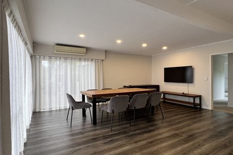 Photo of property in 2a Eastcliffe Road, Castor Bay, Auckland, 0620