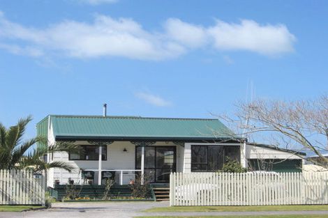 Photo of property in 13a Hartford Avenue, Papamoa Beach, Papamoa, 3118