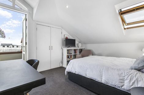 Photo of property in 66a Saint Georges Bay Road, Parnell, Auckland, 1052