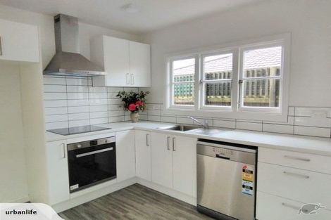 Photo of property in 2 Rustic Lane, Spreydon, Christchurch, 8024