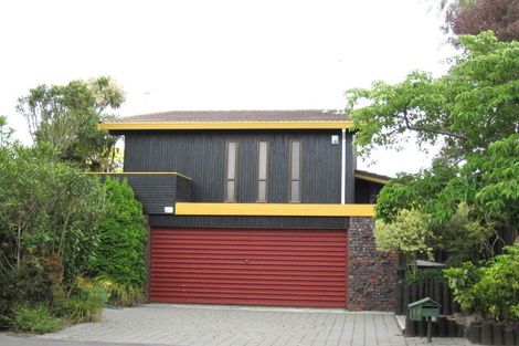 Photo of property in 18 Hawkswood Place Avonhead Christchurch City