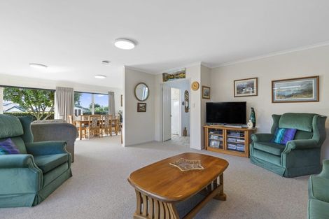 Photo of property in 44 Willow Grove, Morrinsville, 3300