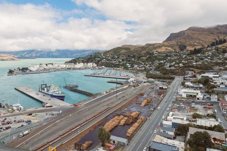 Photo of property in 10 Saint Davids Street, Lyttelton, 8082