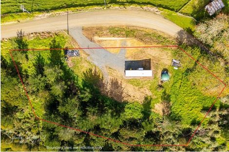 Photo of property in 439 Franklin Road, Paparoa, 0571