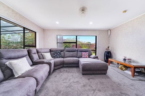 Photo of property in 2/10b Evelyn Street, Papatoetoe, Auckland, 2025