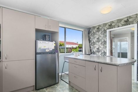 Photo of property in 18b Reese Jones Grove, Maungaraki, Lower Hutt, 5010