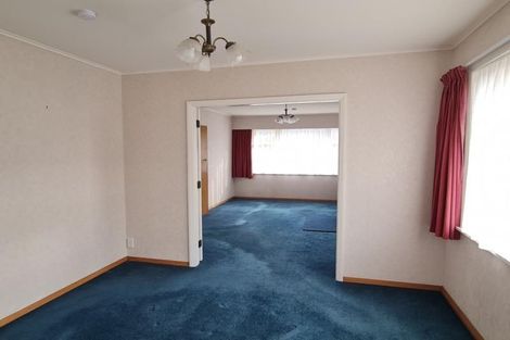 Photo of property in 82 Fraser Crescent, Elderslea, Upper Hutt, 5018