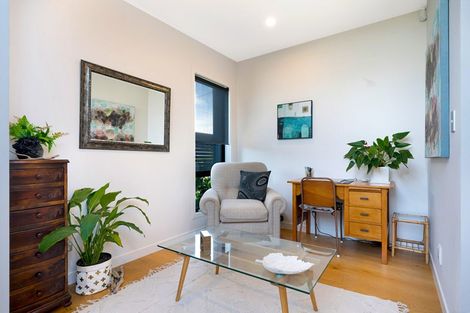 Photo of property in 14a Waitemata Road, Hauraki, Auckland, 0622