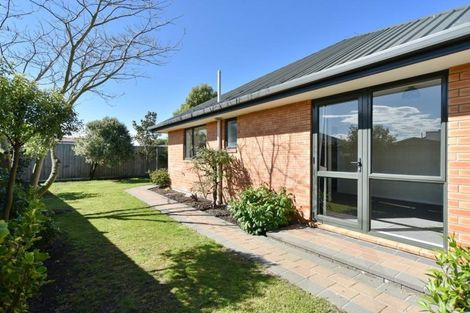 Photo of property in 10 Mclean Place, Woodend, 7610