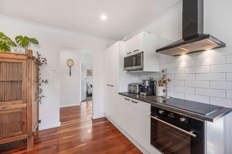 Photo of property in 112 Geddis Avenue, Maraenui, Napier, 4110