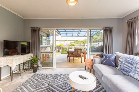 Photo of property in 11 Ries Street, Dannevirke, 4930