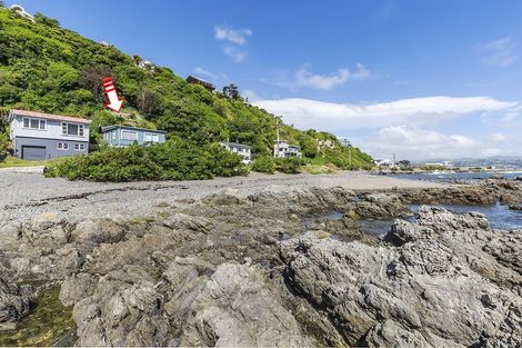 Photo of property in 77 Moana Road, Plimmerton, Porirua, 5026