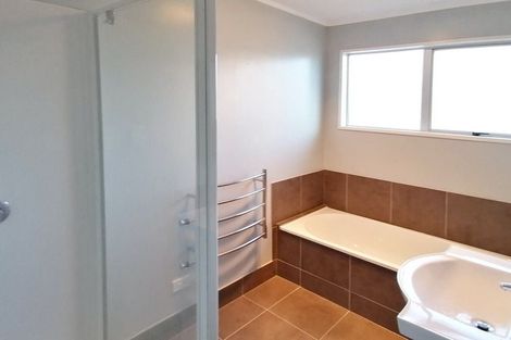 Photo of property in 4a Tainui Street, Castlecliff, Whanganui, 4501