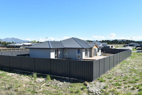 Photo of property in 7 Aoraki Crescent, Twizel, 7901