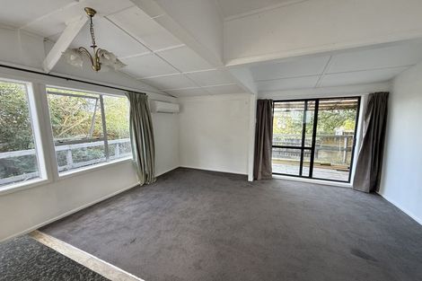 Photo of property in 3 Donovan Avenue, Massey, Auckland, 0614