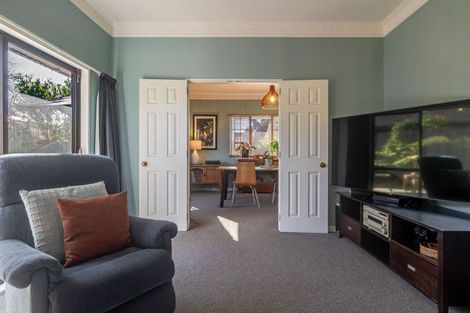Photo of property in 8 Mcarthur Street, Terrace End, Palmerston North, 4410