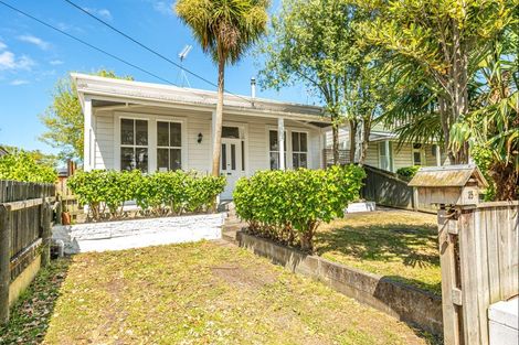 Photo of property in 35 Halswell Street, Whanganui, 4500