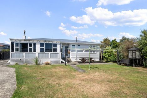 Photo of property in 40 Balmoral Street, Levin, 5510