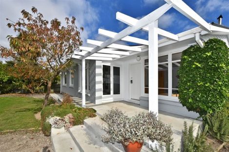 Photo of property in 27 Greenwood Close, Mairehau, Christchurch, 8013