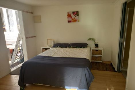 Photo of property in 1/49 Albert Road, Devonport, Auckland, 0624