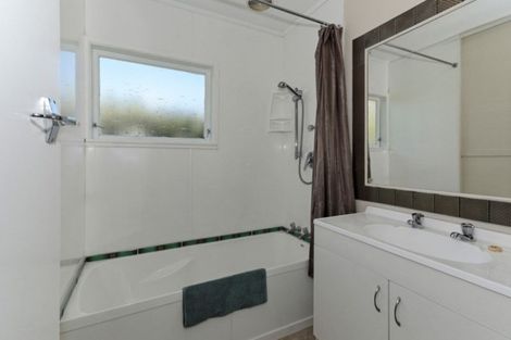 Photo of property in 110a Mcleod Road, Te Atatu South, Auckland, 0610