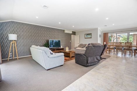 Photo of property in 72 Tawhai Place, Parahaki, Whangarei, 0112