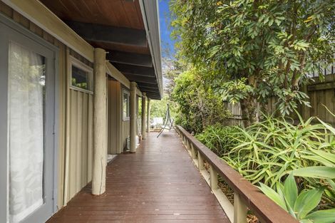 Photo of property in 9 Poplar Road, Stanmore Bay, Whangaparaoa, 0932