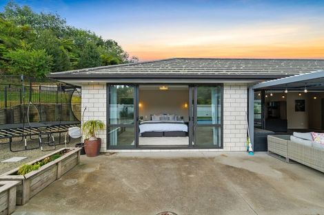 Photo of property in 2d Country Club Lane, Waiuku, 2123