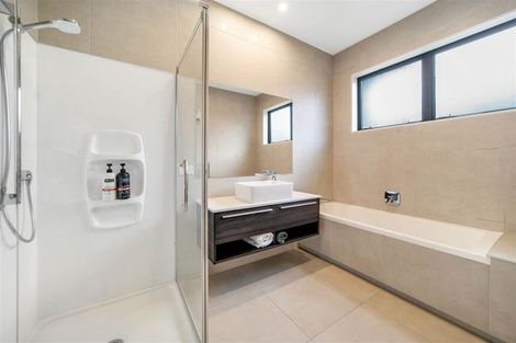 Photo of property in 33 Doidge Street, Beachlands, Auckland, 2018