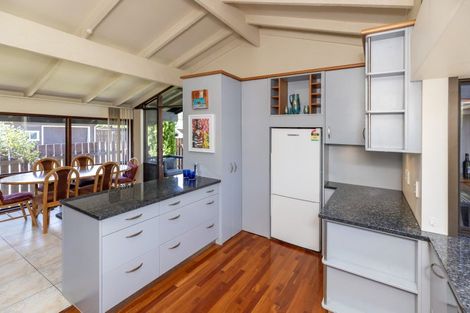 Photo of property in 30 Rata Street, Waikanae, 5036