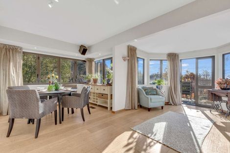 Photo of property in 27 Awatea Terrace, Lynmore, Rotorua, 3010