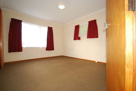 Photo of property in 1/10 Oriana Avenue, Lynfield, Auckland, 1042