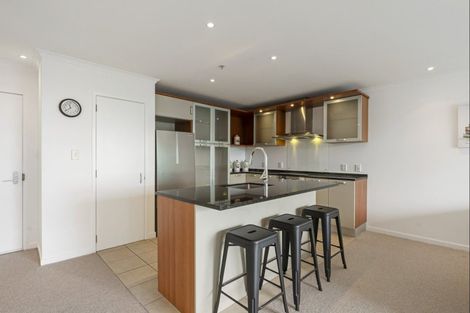 Photo of property in 314/136 Marine Parade, Mount Maunganui, 3116