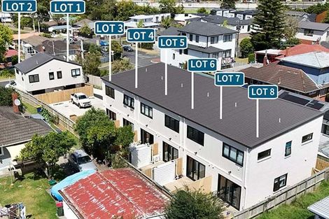 Photo of property in 7/15 Toru Street, Te Atatu Peninsula, Auckland, 0610