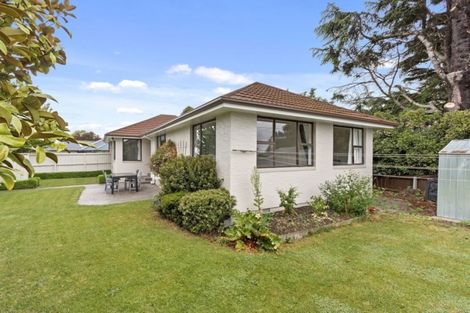 Photo of property in 147 Maidstone Road, Ilam, Christchurch, 8041