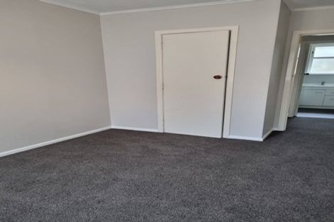 Photo of property in 92 Ironside Road, Johnsonville, Wellington, 6037