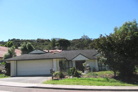 Photo of property in 15 Helen Ryburn Place, Torbay, Auckland, 0630
