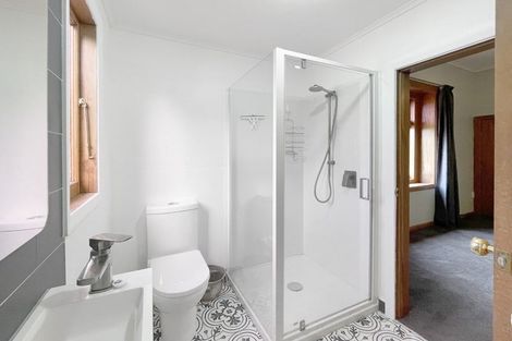 Photo of property in 10 Stanley Avenue, Palmerston North, 4414