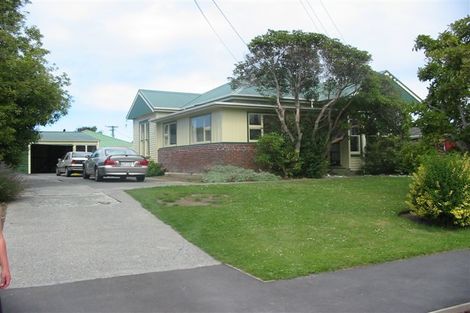 Photo of property in 180 Geraldine Street, Edgeware, Christchurch, 8013