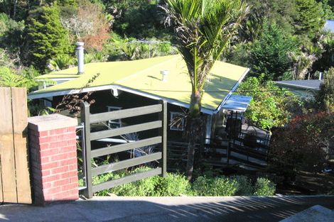Photo of property in 5 Dorothy Road, Laingholm, Auckland, 0604