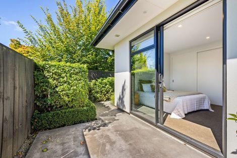 Photo of property in 64a Straven Road, Fendalton, Christchurch, 8014