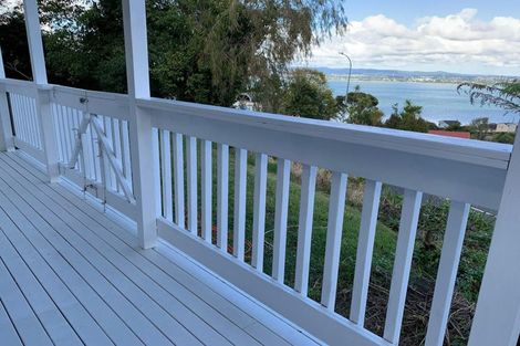 Photo of property in 80 Hadfield Street, Beach Haven, Auckland, 0626